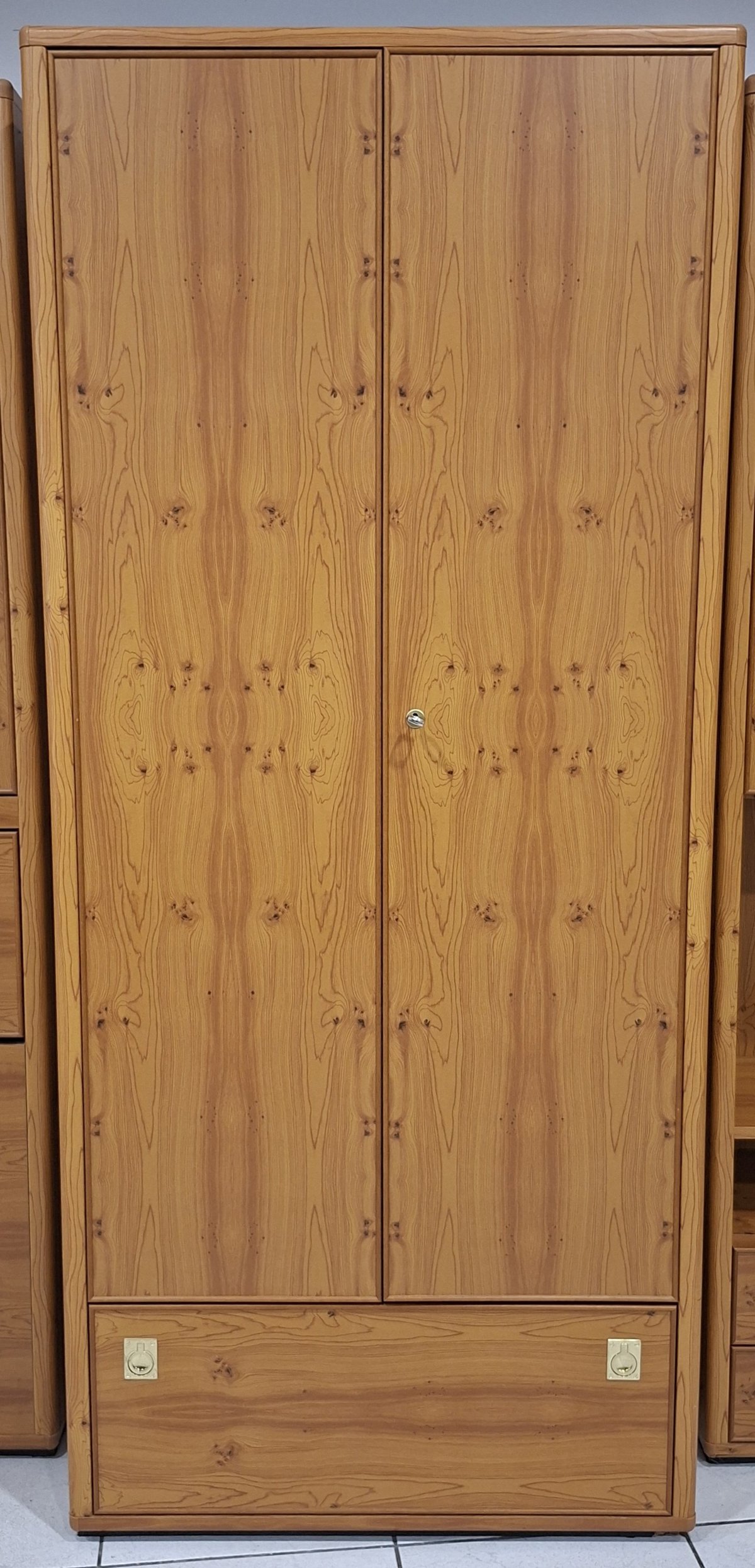 Kleiderschrank - klein